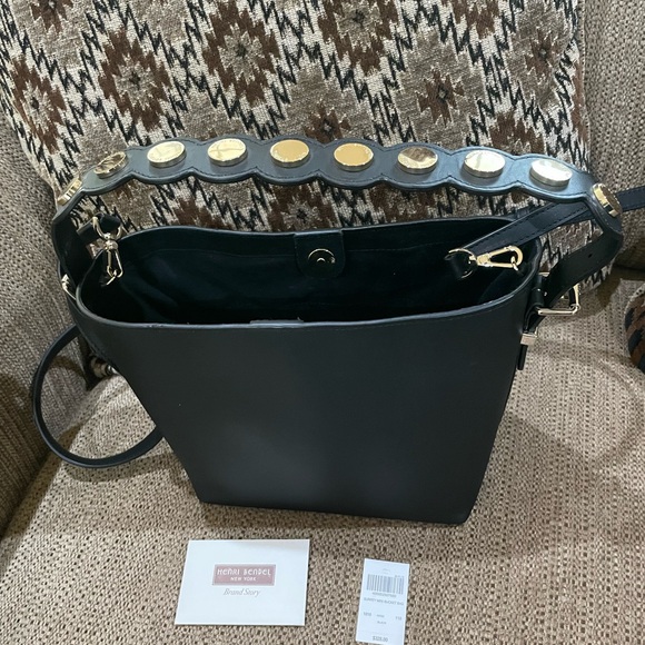 NWT Henri Bendel Surrey Mini Bucket Bag BLACK - Picture 2 of 6